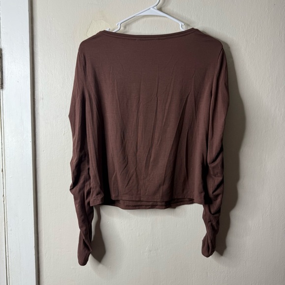 Athleta Brown Ruched Long Sleeve Active Athletic Cropped Top - Picture 4 of 5